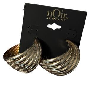 Gold Toned Chunky Rippled Hoop Earrings